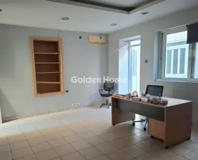 Office 70m<sup>2</sup> for rent photo 2