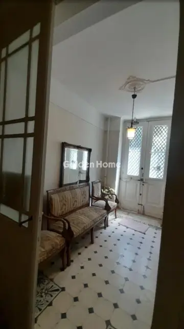 House 220m<sup>2</sup> for rent photo 1