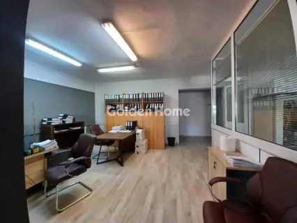 Office 114m<sup>2</sup> for rent photo 4