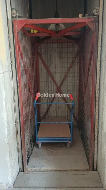 Independent Building 200m<sup>2</sup> for sale photo 5