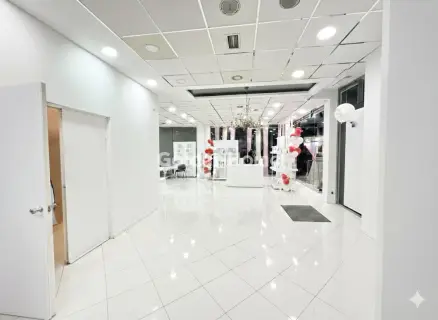 店铺 260m<sup>2</sup> for rent photo 3