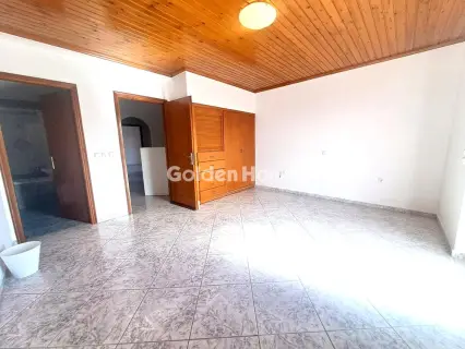 House 490m<sup>2</sup> for rent photo 5306748