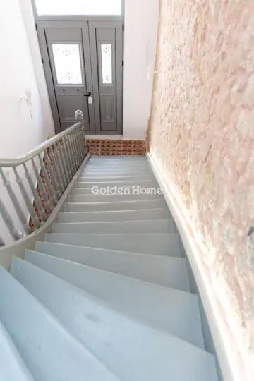 Floor Apartment 143m<sup>2</sup> for rent photo 5628596