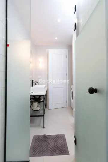 Floor Apartment 143m<sup>2</sup> for rent photo 5628596
