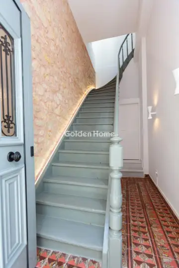 Floor Apartment 143m<sup>2</sup> for rent photo 5628598