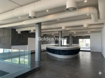 Independent Building 900m<sup>2</sup> for rent photo 3