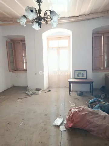 Κτίριο 180τ.μ. προς πώληση φωτογραφία 4