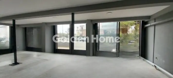 Store 60m<sup>2</sup> for rent photo 1