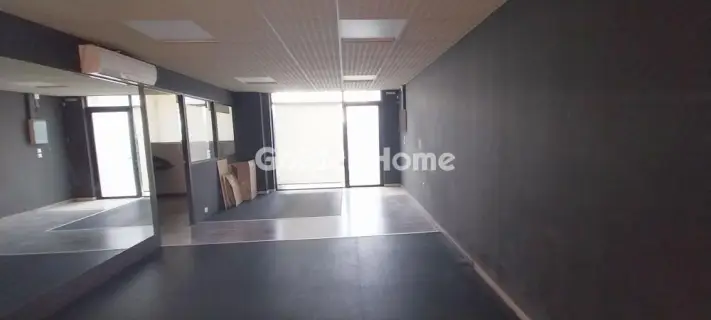 Warehouse 87m<sup>2</sup> for rent photo 2