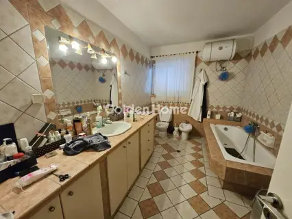 Κτίριο 336τ.μ. προς πώληση φωτογραφία 4