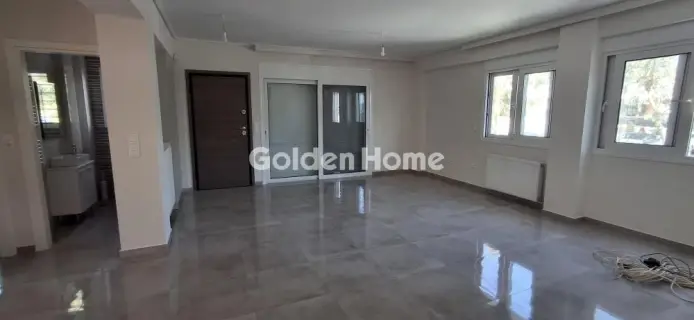 Independent Maisonette 192m<sup>2</sup> for sale photo 1