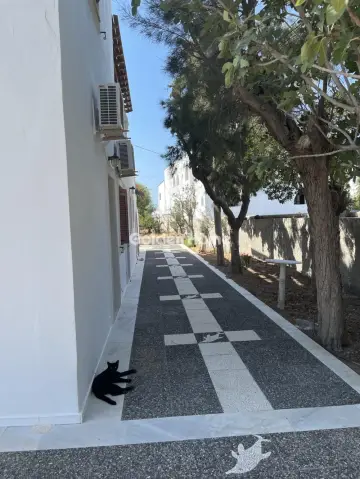 Building 280m<sup>2</sup> for sale photo 5310470