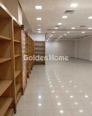 店铺 260m<sup>2</sup> for rent photo 3
