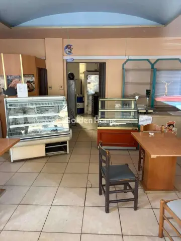 Store 267m<sup>2</sup> for rent photo 2