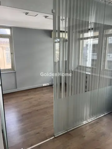 Office 100m<sup>2</sup> for rent photo 4