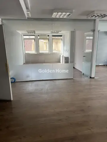 Office 100m<sup>2</sup> for rent photo 1