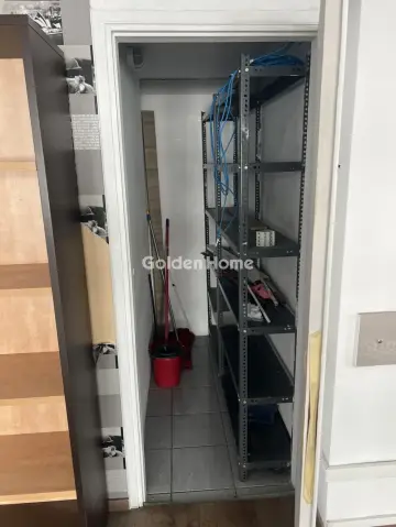 Office 100m<sup>2</sup> for rent photo 15