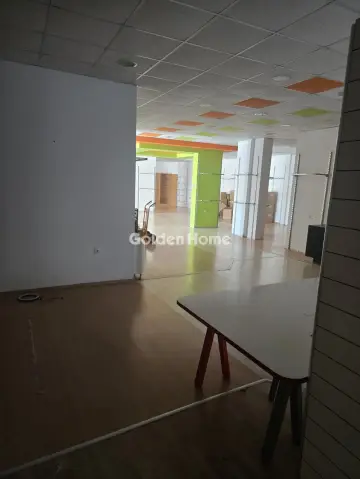 Κατάστημα 750τ.μ. προς ενοικίαση φωτογραφία 5305953