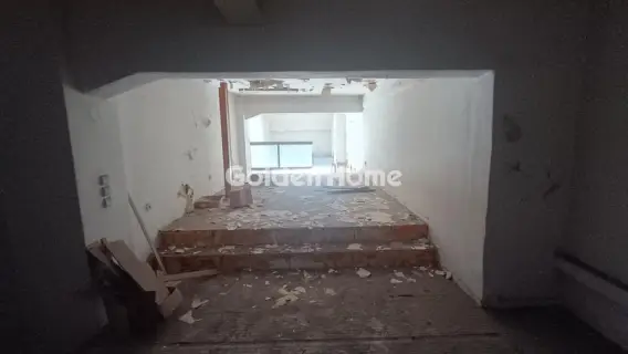 Store 121m<sup>2</sup> for rent photo 11