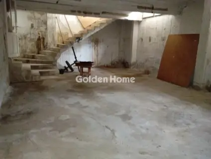 Warehouse 70m<sup>2</sup> for rent photo 1