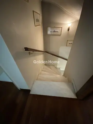 Independent Maisonette 207m<sup>2</sup> for sale photo 5313575