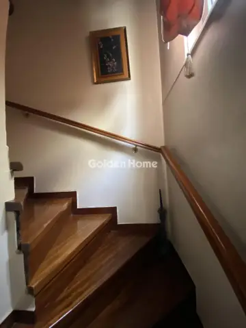 Independent Maisonette 207m<sup>2</sup> for sale photo 5313566