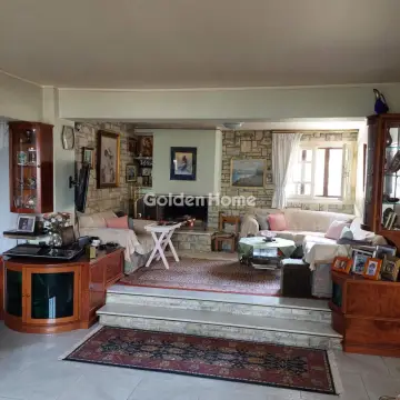 Independent Maisonette 300m<sup>2</sup> for sale photo 6