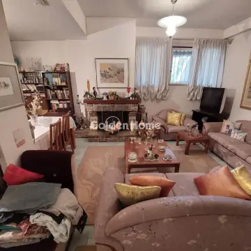 Independent Maisonette 300m<sup>2</sup> for sale photo 9