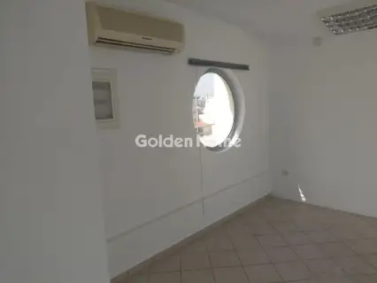 Office 140m<sup>2</sup> for rent photo 10