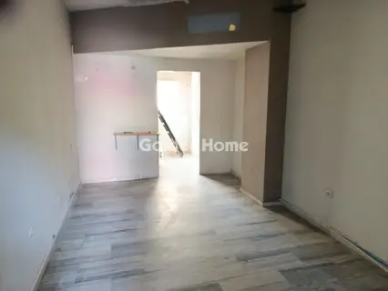 Store 42m<sup>2</sup> for sale photo 1