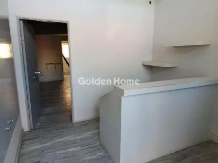 Store 42m<sup>2</sup> for sale photo 2