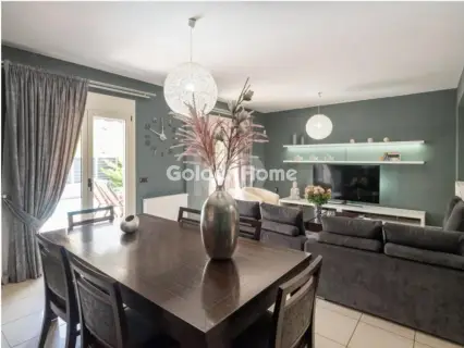 Independent Maisonette 210m<sup>2</sup> for sale photo 24