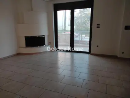 Maisonette Attached 244m<sup>2</sup> for sale photo 5