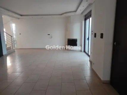 Maisonette Attached 244m<sup>2</sup> for sale photo 1