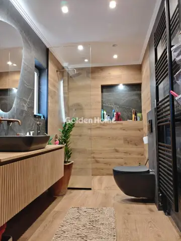 House 125m<sup>2</sup> for rent photo 7