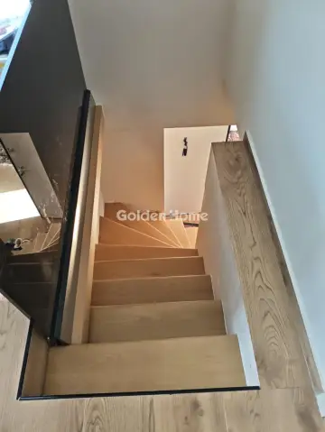 House 125m<sup>2</sup> for rent photo 9