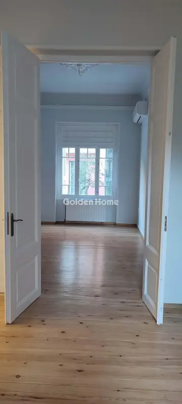 Floor Apartment 145m<sup>2</sup> for rent photo 10