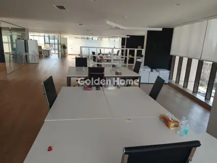 Office 200m<sup>2</sup> for rent photo 4