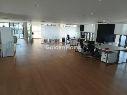 Office 200m<sup>2</sup> for rent photo 3