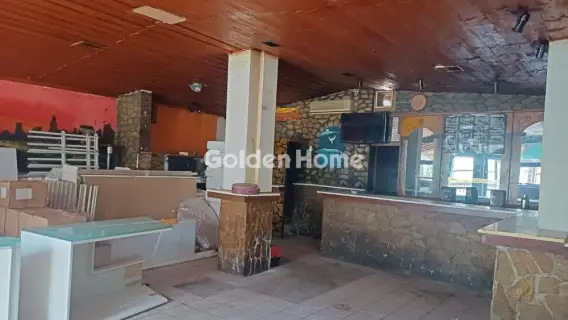 Store 80m<sup>2</sup> for rent photo 2