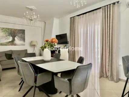 Floor Apartment 85m<sup>2</sup> for sale photo 2