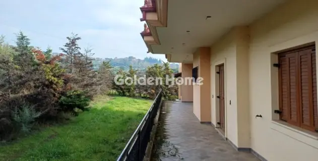 House 300m<sup>2</sup> for sale photo 4