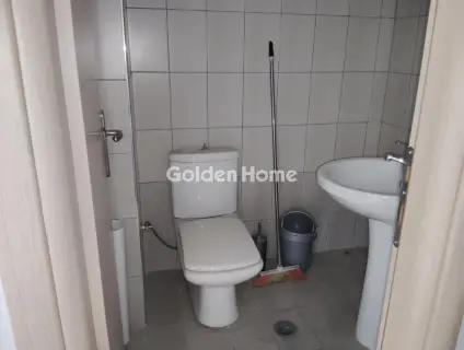 Store 50m<sup>2</sup> for rent photo 12