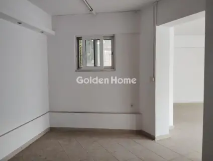 Store 50m<sup>2</sup> for rent photo 2