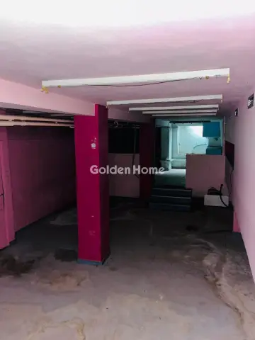 Store 58m<sup>2</sup> for rent photo 4