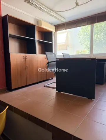 Office 50m<sup>2</sup> for rent photo 2