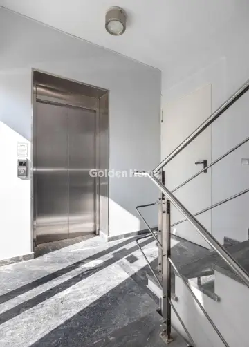 Independent Building 550m<sup>2</sup> for rent photo 16