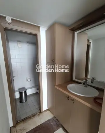 Store 67m<sup>2</sup> for rent photo 9