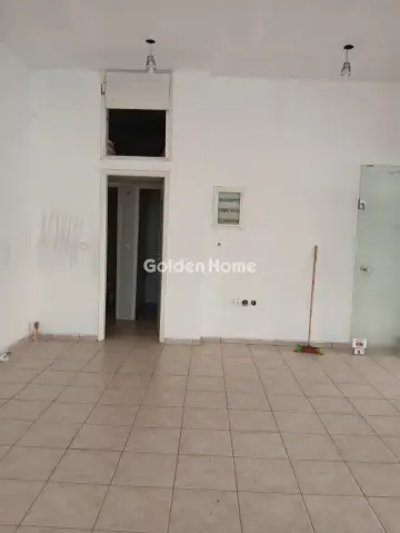 Store 63m<sup>2</sup> for rent photo 6