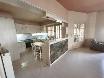 Floor Apartment 111m<sup>2</sup> for rent photo 3